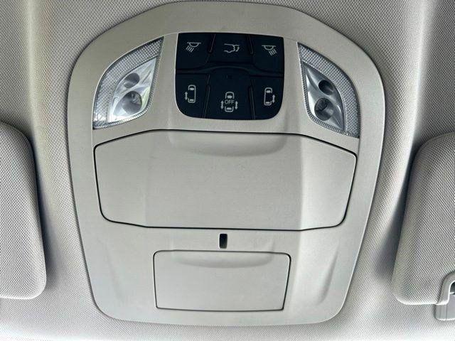 Chrysler Voyager LX 2024