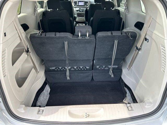 Chrysler Voyager LX 2024