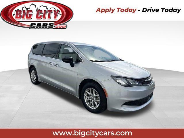 2024 Chrysler Voyager LX