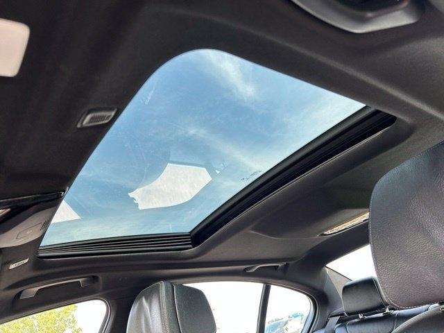 BMW 5-Series 530i xDrive 2019