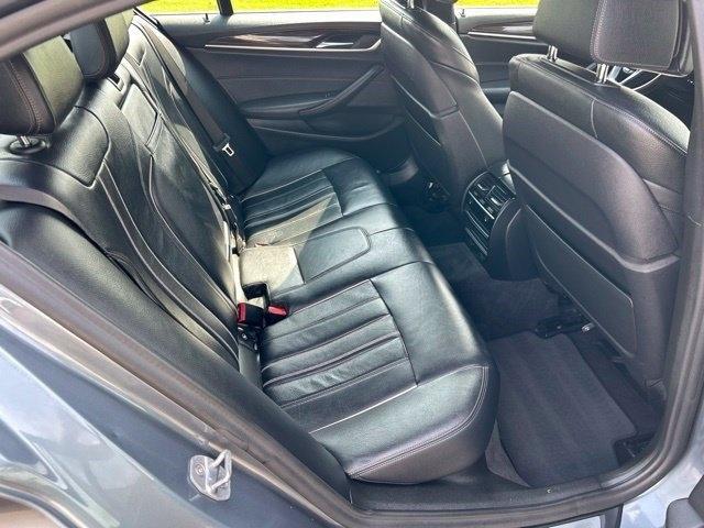 BMW 5-Series 530i xDrive 2019