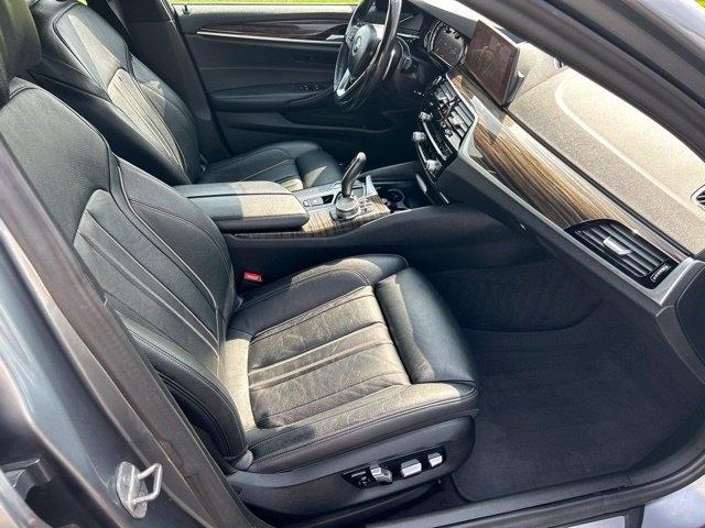 BMW 5-Series 530i xDrive 2019