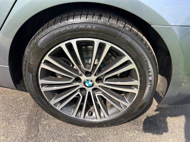 BMW 5-Series 530i xDrive 2019