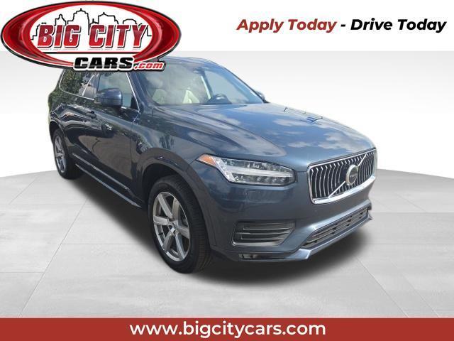 2023 Volvo XC90 Core, Bright Theme, Dark Theme