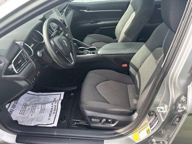 Toyota Camry Hybrid LE 2023