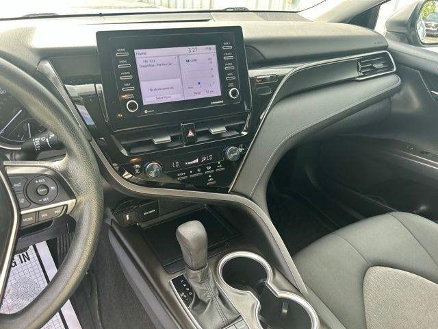 Toyota Camry Hybrid LE 2023