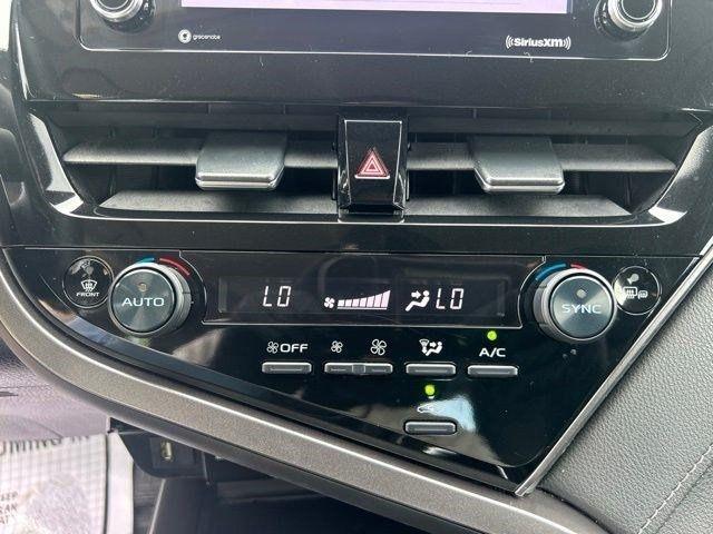 Toyota Camry Hybrid LE 2023