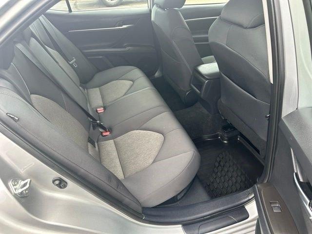Toyota Camry Hybrid LE 2023