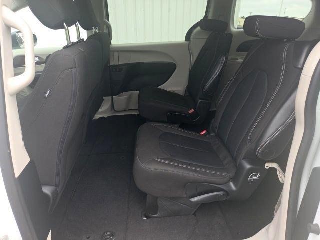 Chrysler Voyager LX 2023