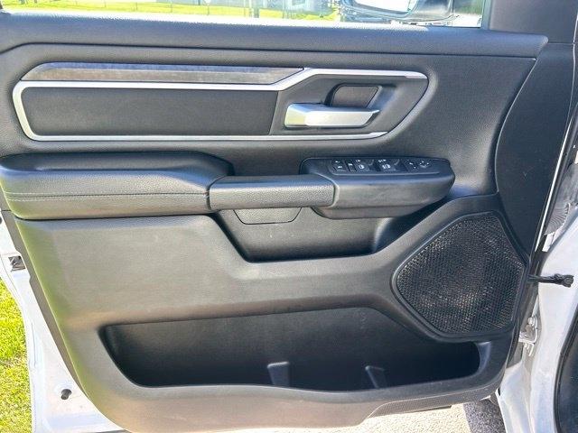RAM 1500 Big Horn Crew Cab SWB 4WD 2023