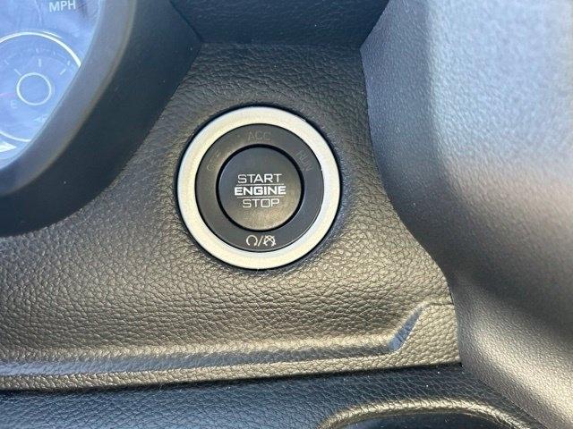 RAM 1500 Big Horn Crew Cab SWB 4WD 2023