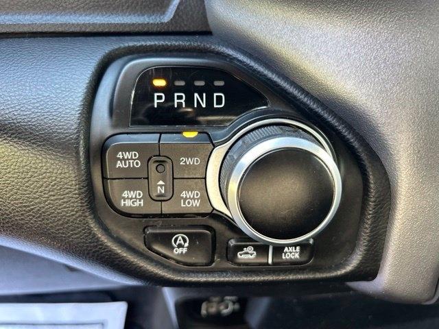 RAM 1500 Big Horn Crew Cab SWB 4WD 2023
