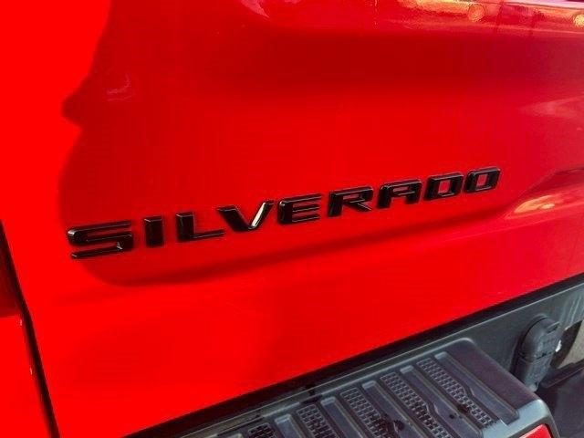 Chevrolet Silverado 1500 Limited Custom Crew Cab Short Box 2WD 2022