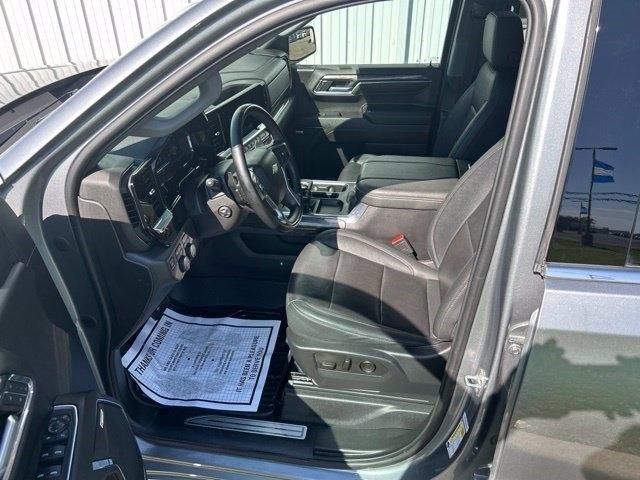 Chevrolet Silverado 1500 LTZ Crew Cab 4WD 2024