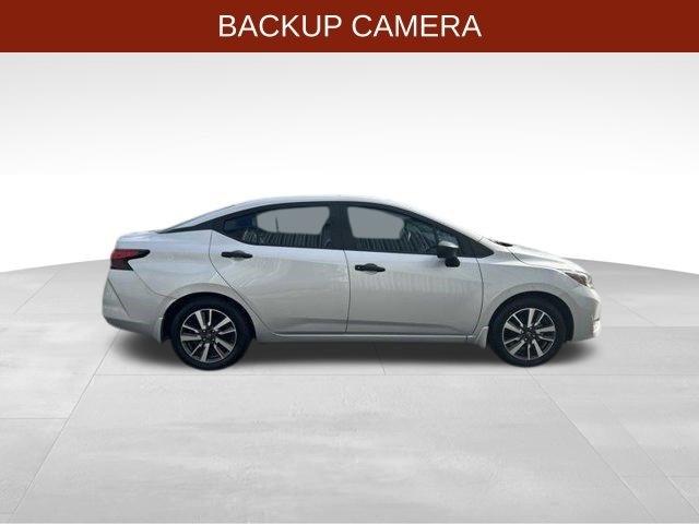 Nissan Versa S CVT 2025