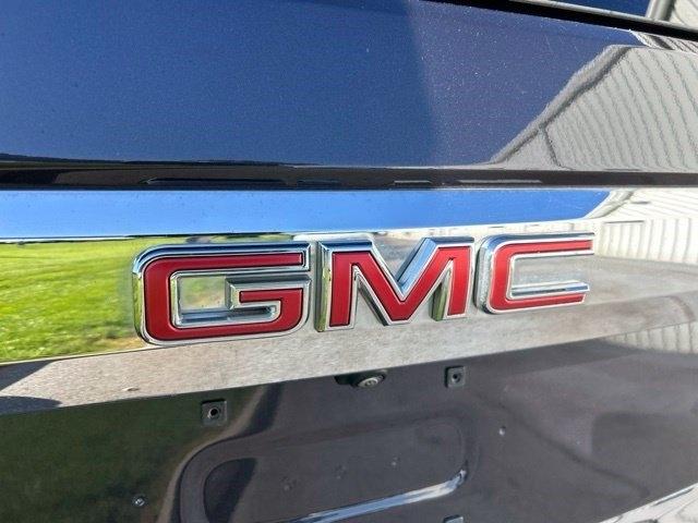 GMC Yukon SLT 4WD 2023
