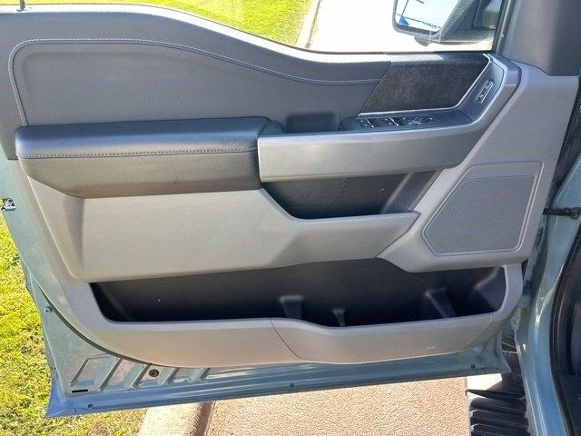 Ford F-150 Lariat SuperCrew 5.5-ft. Bed 4WD 2023