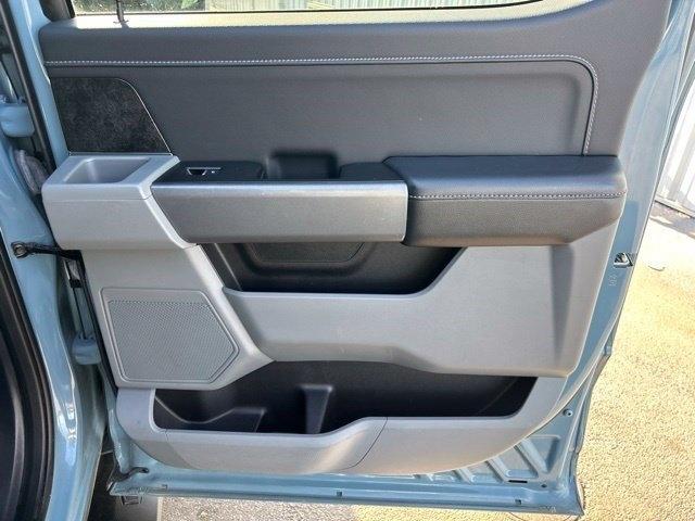 Ford F-150 Lariat SuperCrew 5.5-ft. Bed 4WD 2023