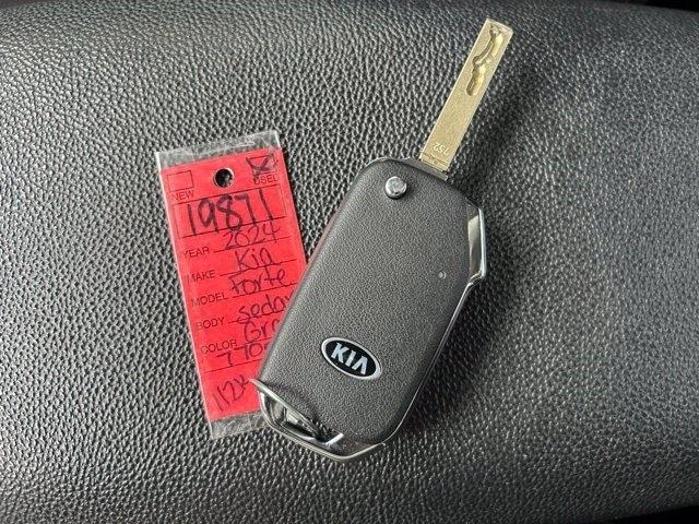 Kia Forte LX 2024