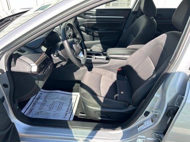Nissan Altima 2.5 SV 2023