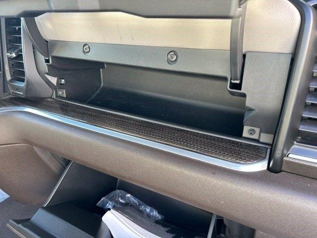 Chevrolet Silverado 1500 LT Double Cab 4WD 2022