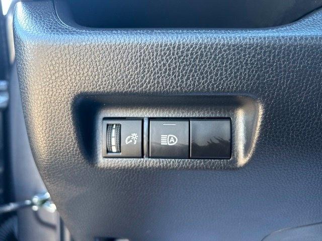 Toyota RAV4 Hybrid LE 2024