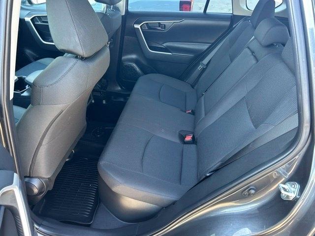 Toyota RAV4 Hybrid LE 2024