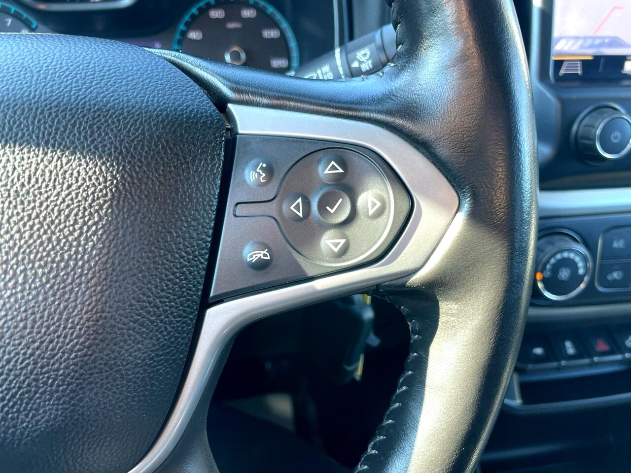 Chevrolet Colorado LT Crew Cab 2WD 2019 Chevrolet Colorado LT Crew Cab 2WD 2019