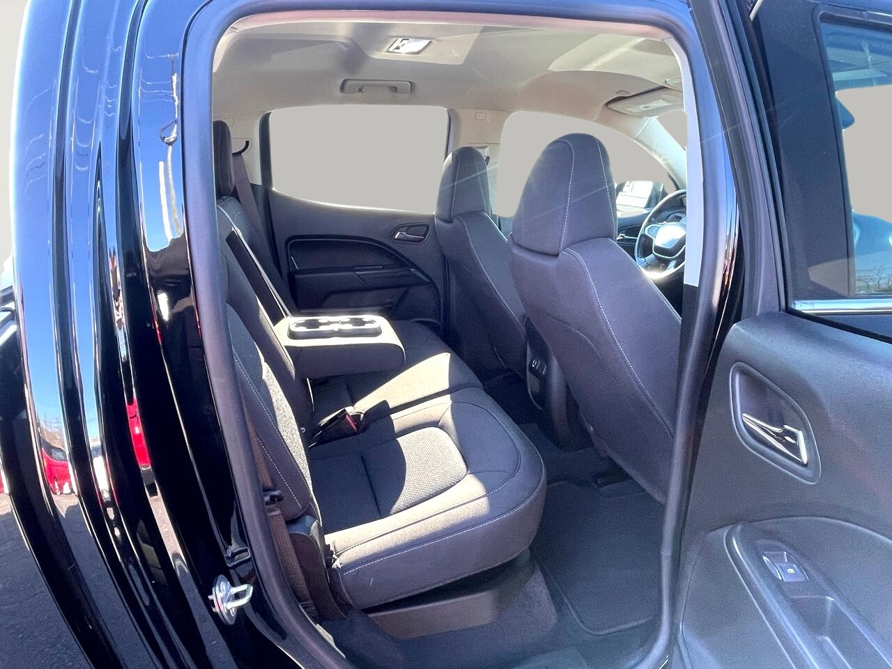 Chevrolet Colorado LT Crew Cab 2WD 2019 Chevrolet Colorado LT Crew Cab 2WD 2019