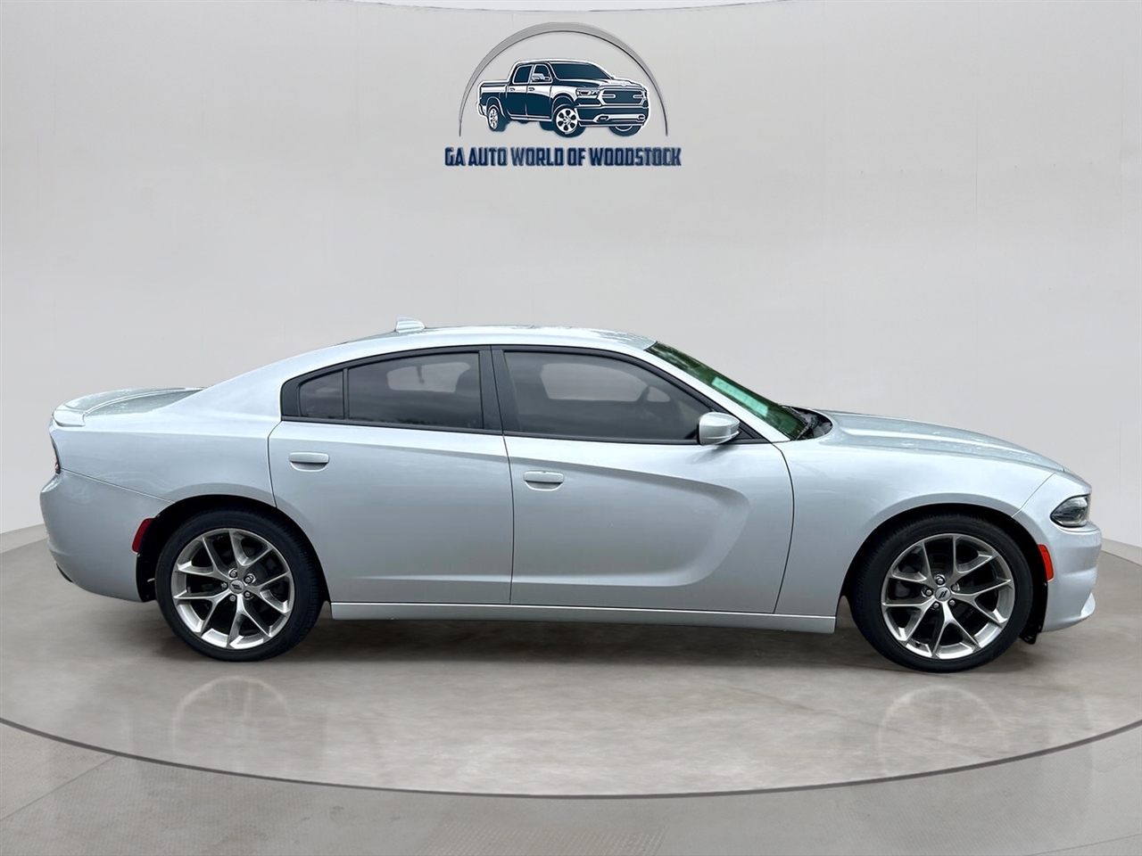 Dodge Charger SXT Plus 4D Sedan 2020 Dodge Charger SXT Plus 4D Sedan 2020