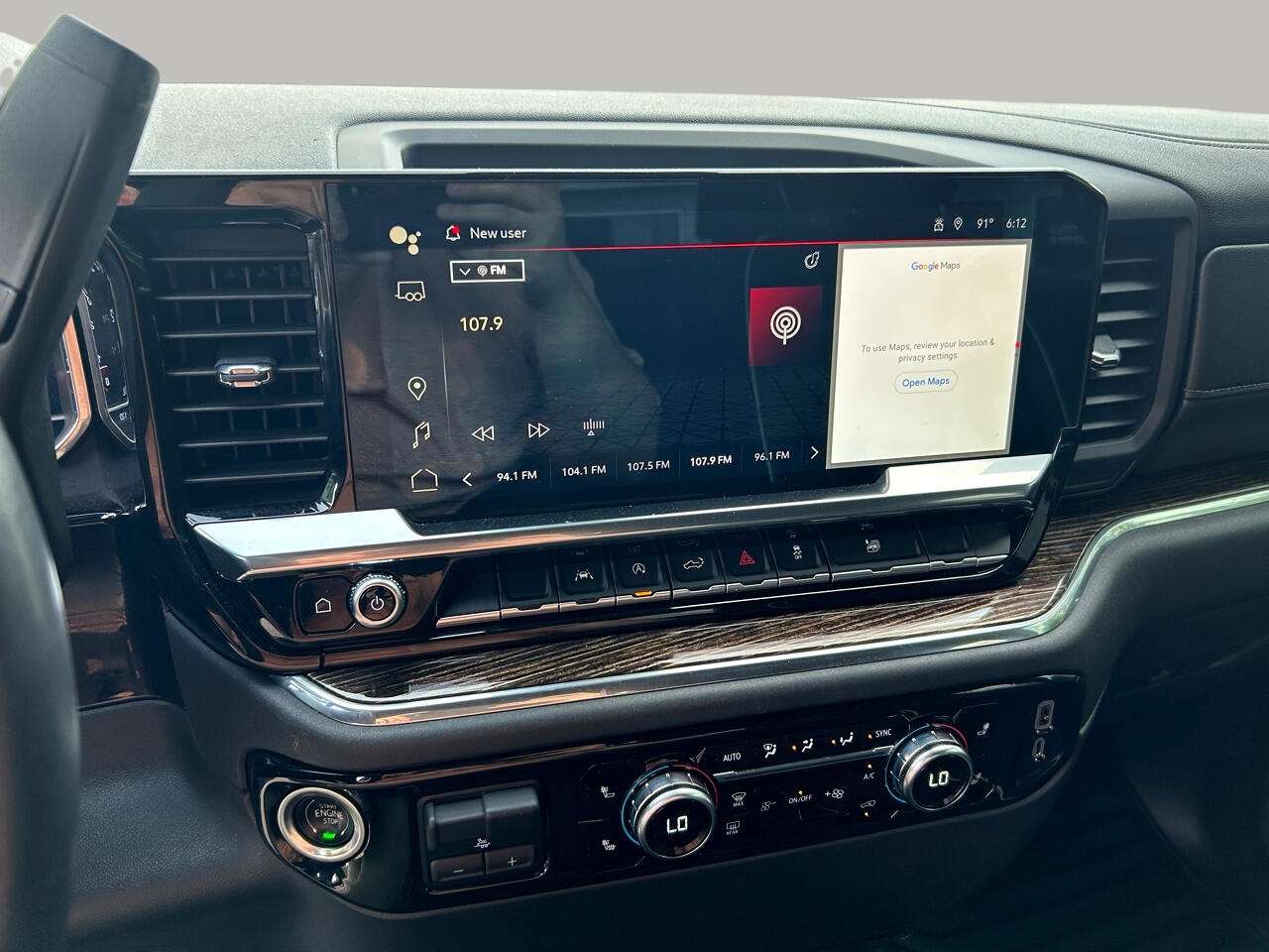 GMC Sierra 1500 Elevation Crew Cab 4WD 2022 GMC Sierra 1500 Elevation Crew Cab 4WD 2022