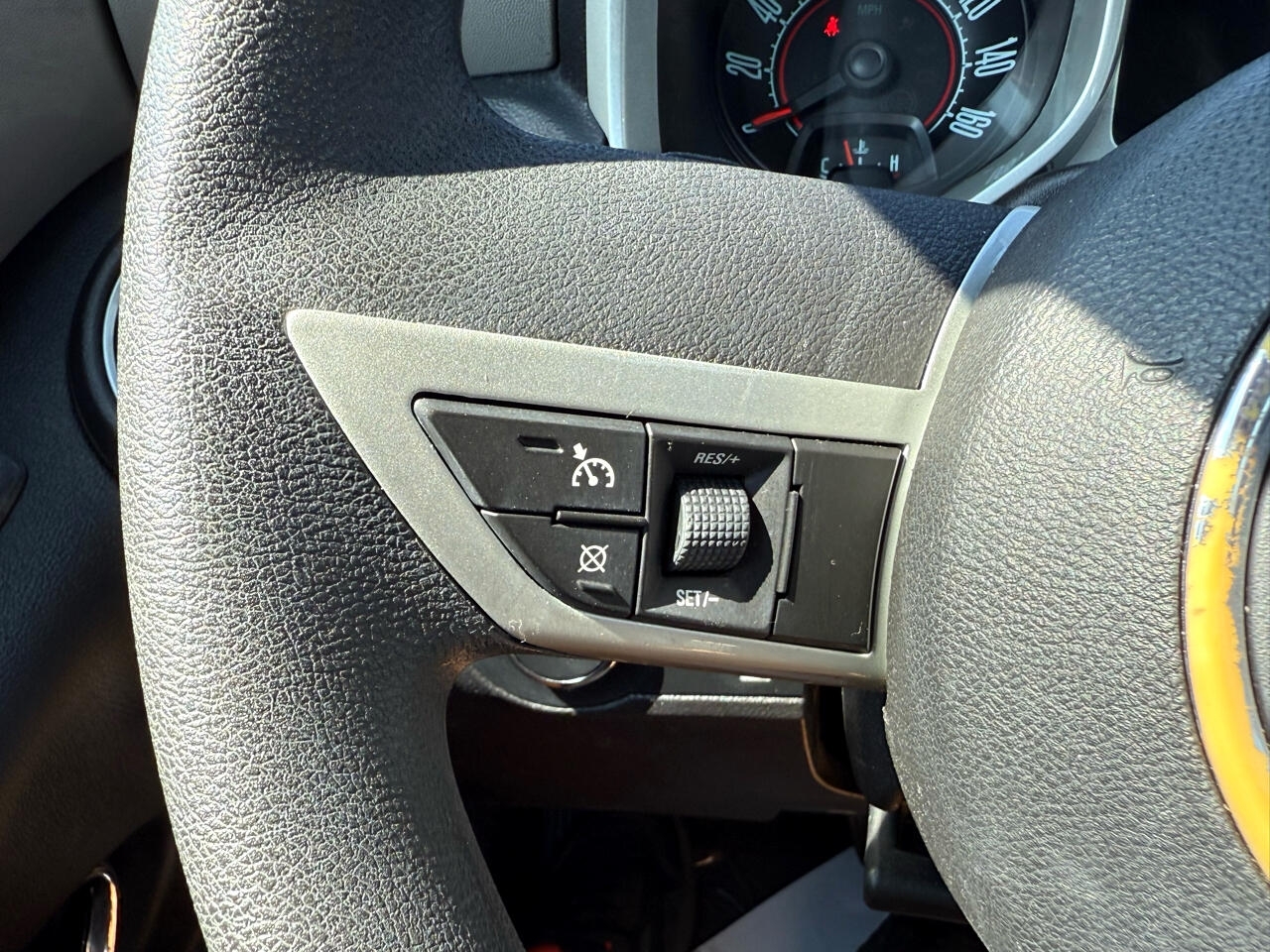 Chevrolet Camaro LS Coupe 2010 Chevrolet Camaro LS Coupe 2010