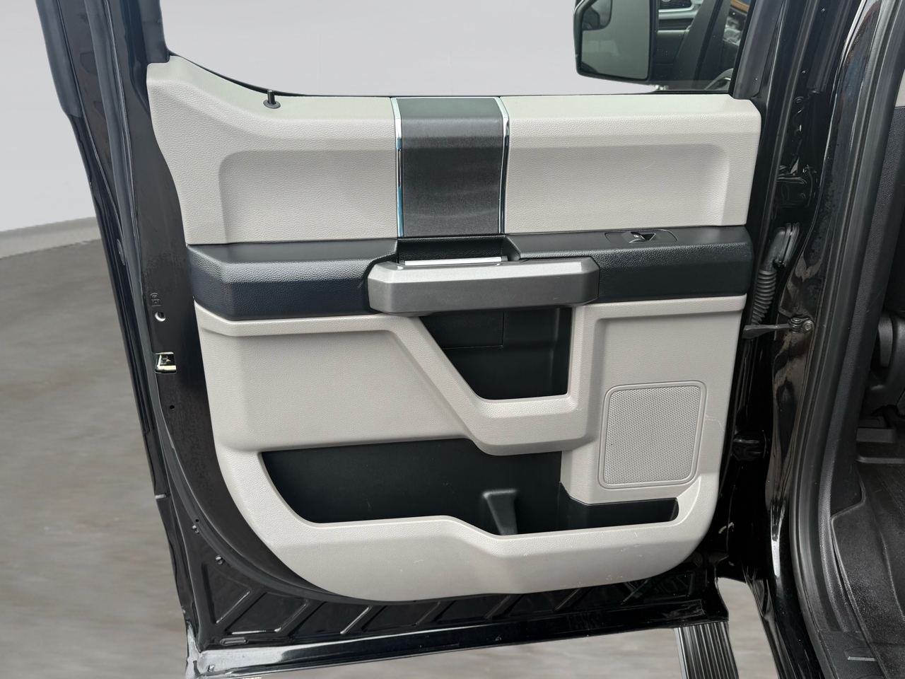 Ford F-150 XLT 2WD 2018 Ford F-150 XLT 2WD 2018