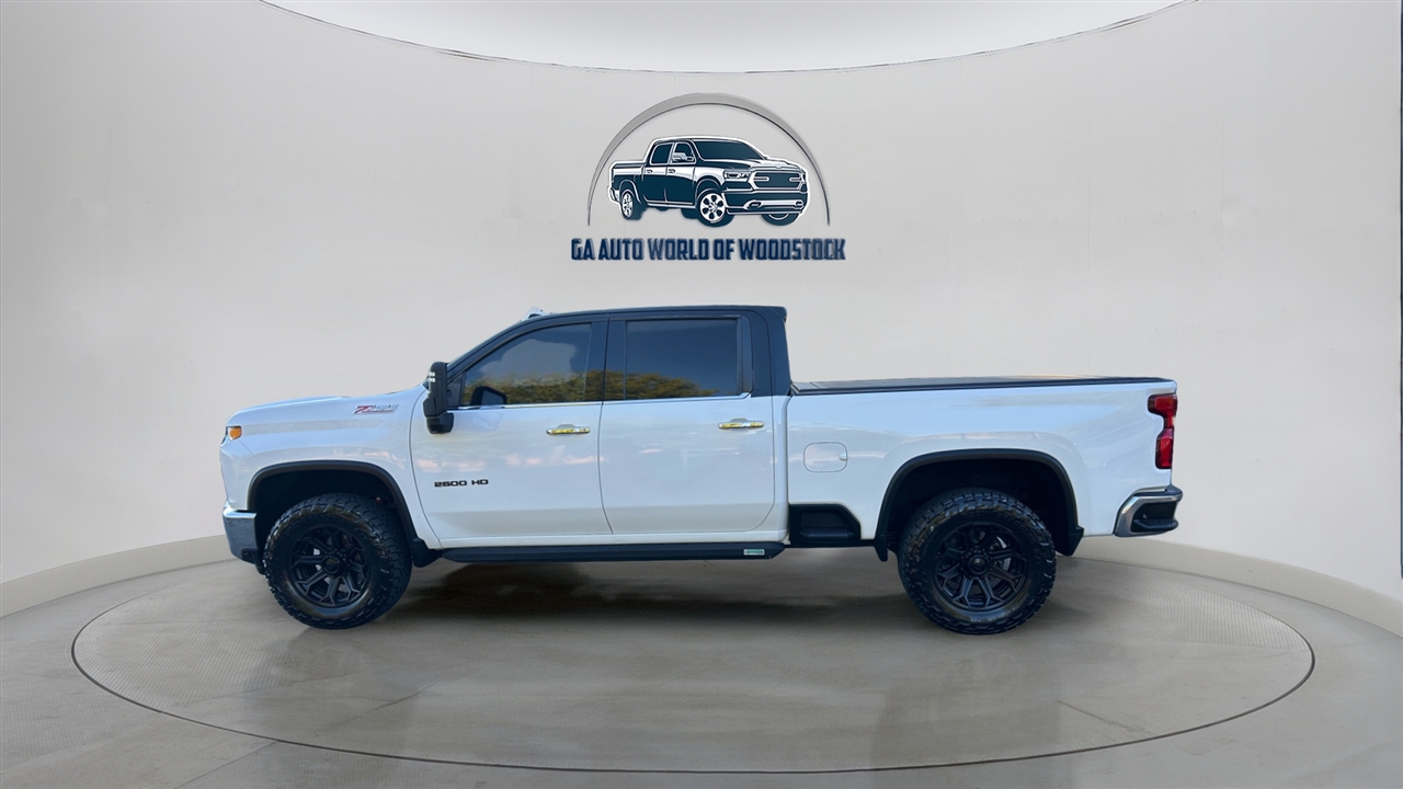 2021 Chevrolet Silverado 2500HD LTZ photo 2