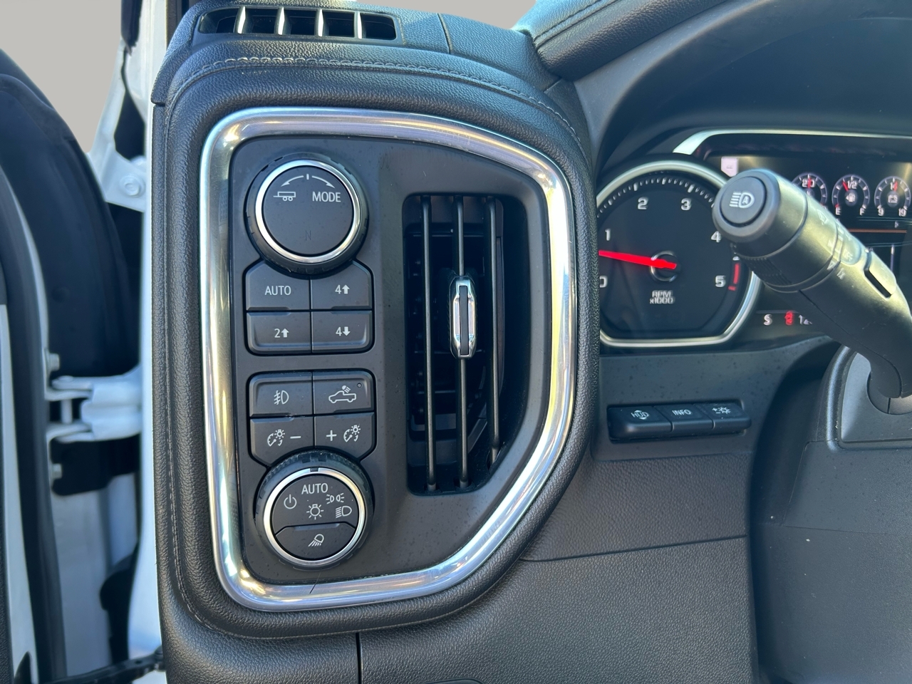 Chevrolet Silverado 2500HD LTZ Crew Cab Short Box 4WD 2021 Chevrolet Silverado 2500HD LTZ Crew Cab Short Box 4WD 2021