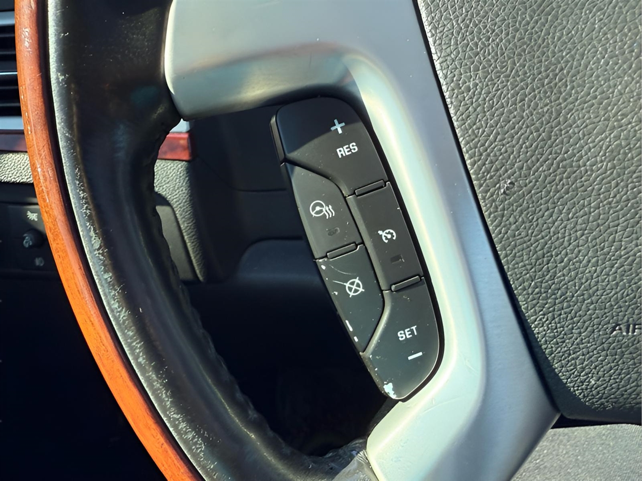 Cadillac Escalade 2WD 2007