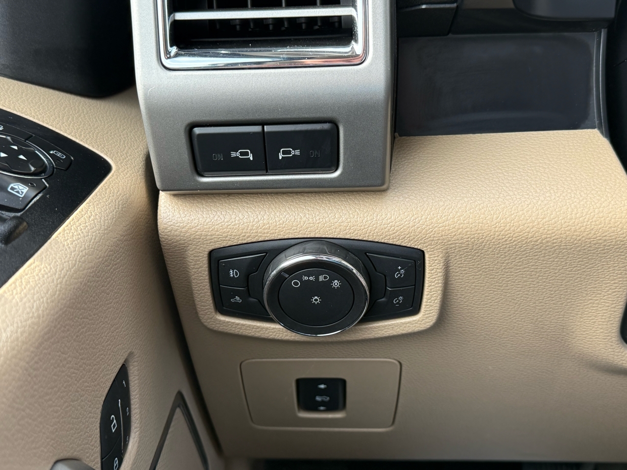 Ford F-150 Lariat 2016 Ford F-150 Lariat 2016