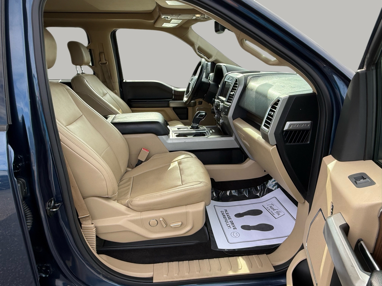 Ford F-150 Lariat 2016