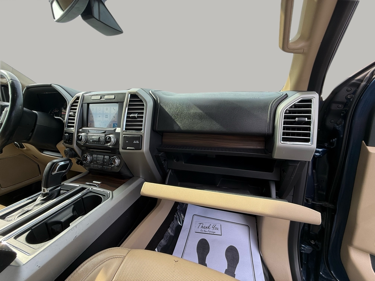 Ford F-150 Lariat 2016