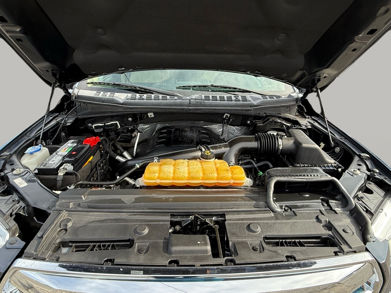 Ford F-150 Lariat 2016