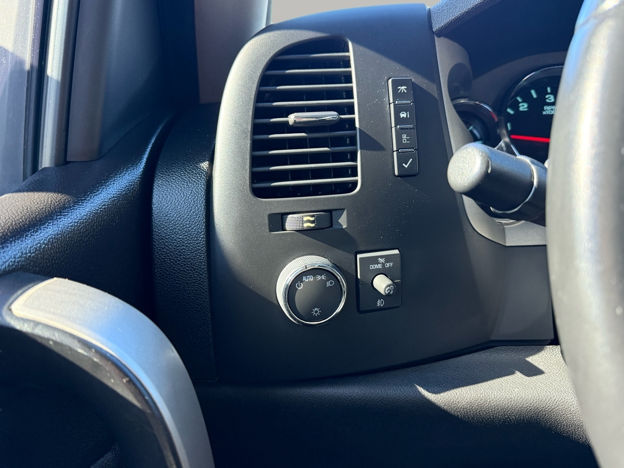 GMC Sierra 1500 SLE 4WD 2013