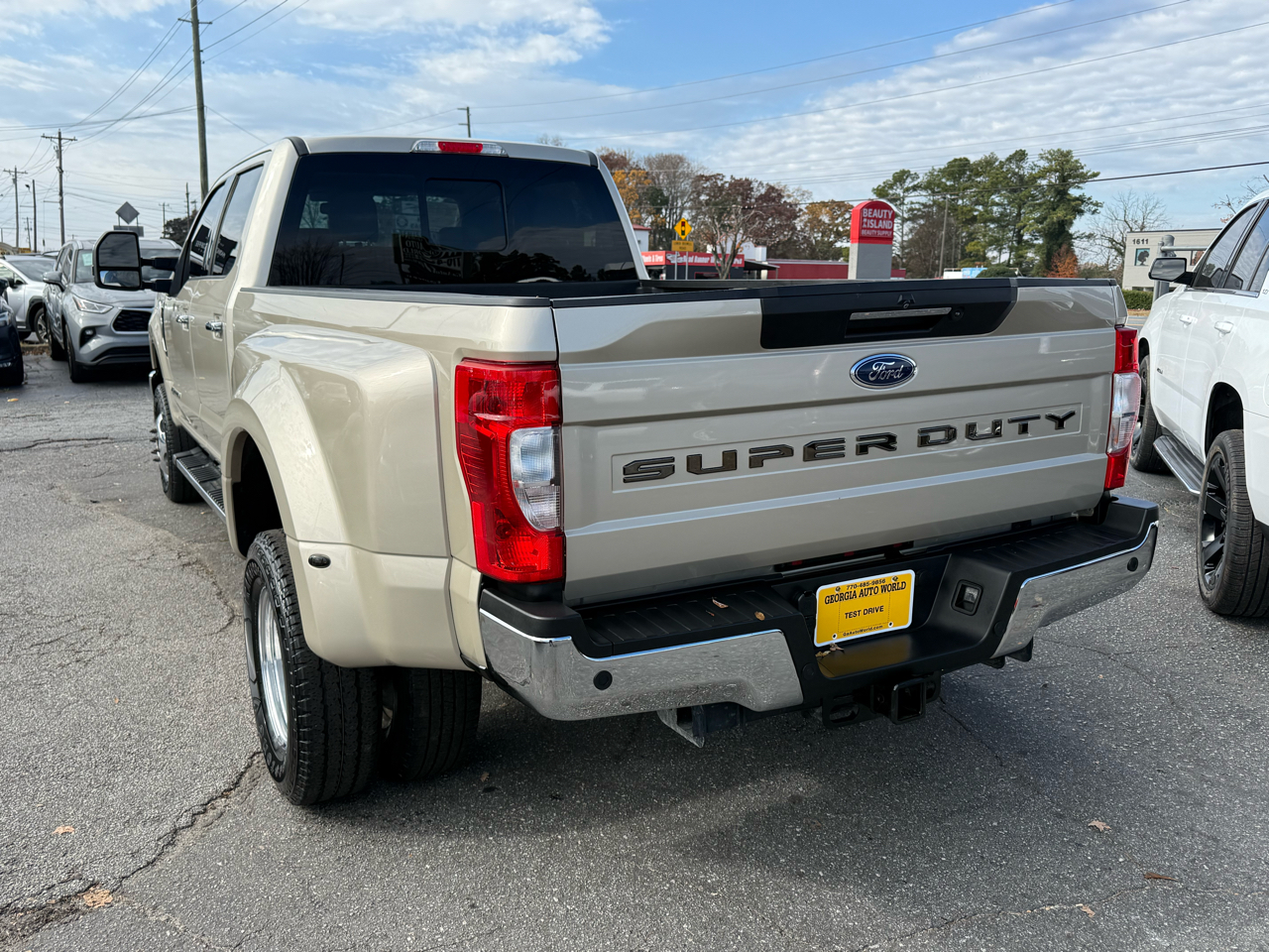 2017 Ford F-350 Lariat photo 3
