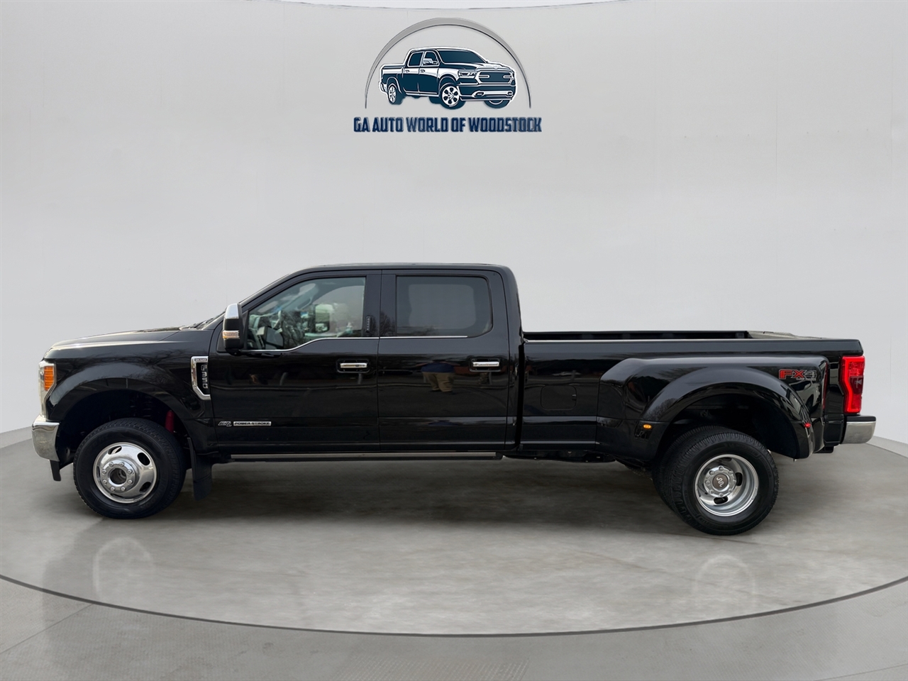 Ford F-350 SD King Ranch Crew Cab Long Bed DRW 4WD 2017