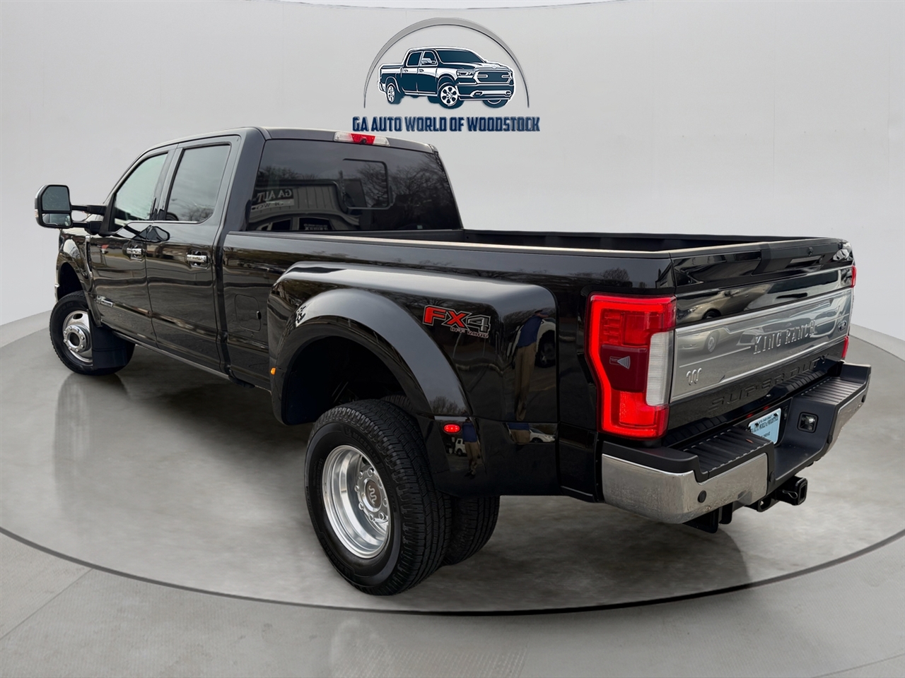 Ford F-350 SD King Ranch Crew Cab Long Bed DRW 4WD 2017