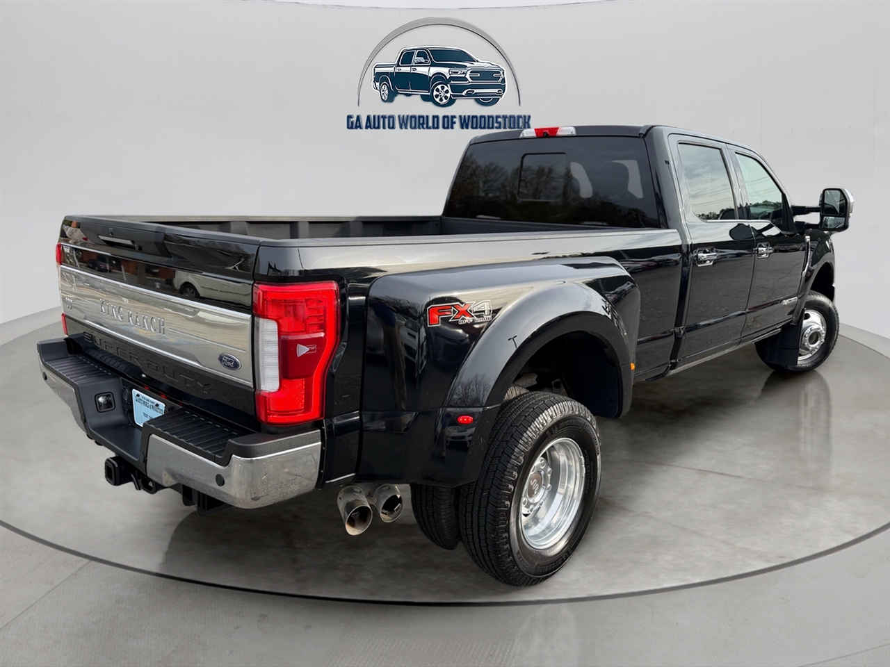 Ford F-350 SD King Ranch Crew Cab Long Bed DRW 4WD 2017