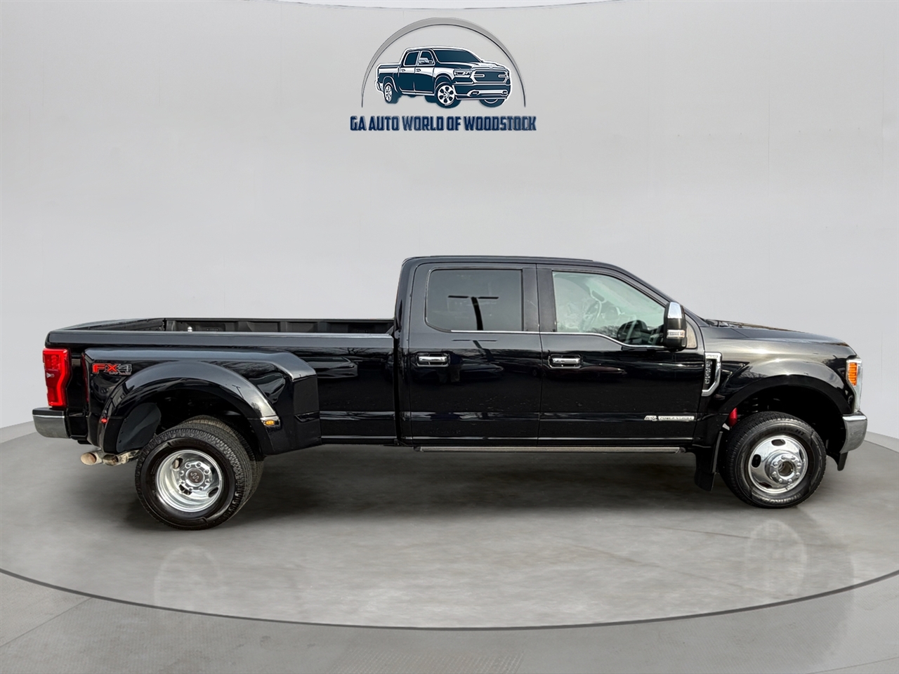 Ford F-350 SD King Ranch Crew Cab Long Bed DRW 4WD 2017