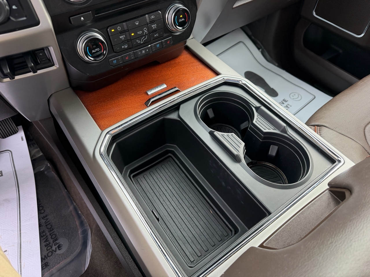 Ford F-350 SD King Ranch Crew Cab Long Bed DRW 4WD 2017