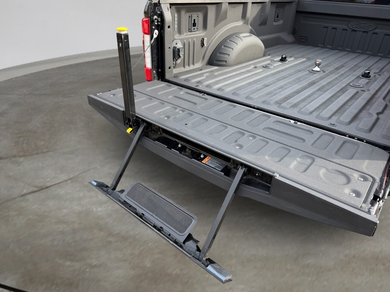 Ford F-350 SD King Ranch Crew Cab Long Bed DRW 4WD 2017