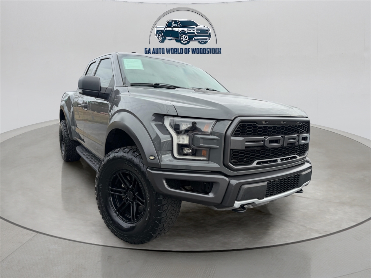 Ford F-150 SVT Raptor 2018