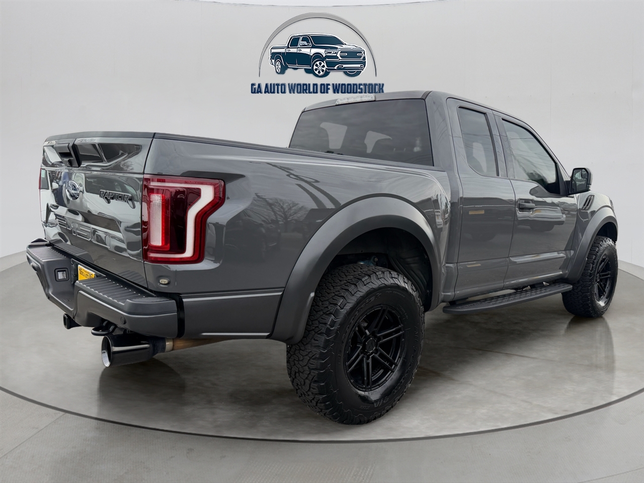 Ford F-150 SVT Raptor 2018